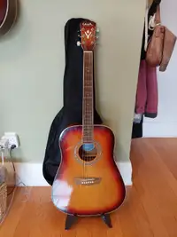Acoustic Guitar (with case & stand!)