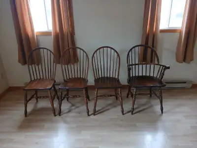 Windsor Dining Set, View more