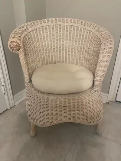  Wicker Chair with seat cushion, View more