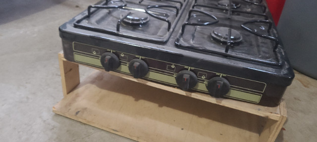 4 Burner cooktop, for propane. in Fishing, Camping & Outdoors in Oshawa / Durham Region - Image 3