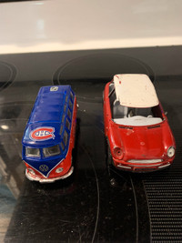 Mini Cooper et Volkswagen des Canadiens