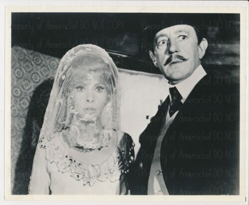 Hotel Paradiso-Lollobrigida-Alec Guinness-Global  Photo-#73-1974 in Arts & Collectibles in City of Toronto - Image 2