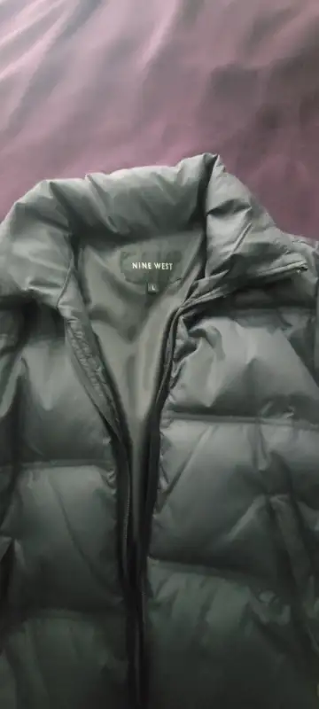 All (3) Women's blazer side (short) Jackets & Coats in Women's - Tops & Outerwear in City of Toronto - Image 3