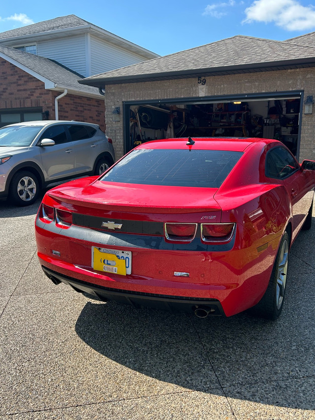 2011 Camaro RS V6  in Cars & Trucks in Hamilton - Image 3