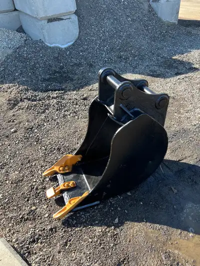 JCB Backhoe bucket j style