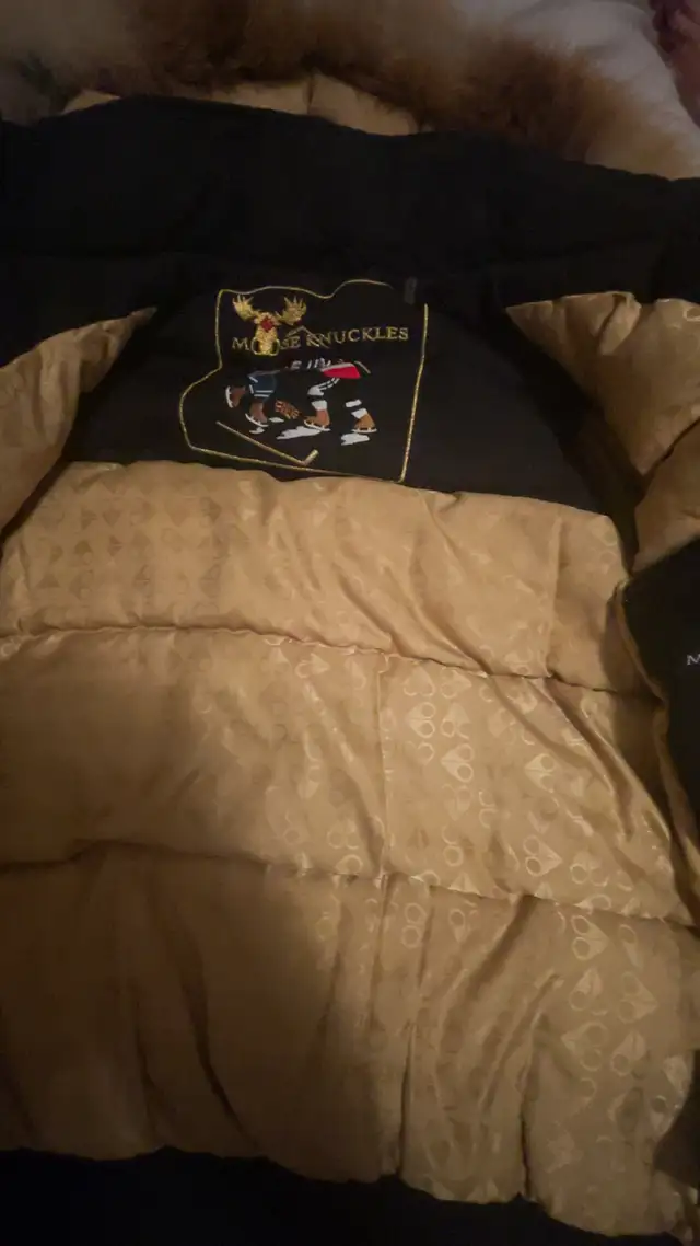moose knuckle jacket in Men's in Ottawa - Image 3