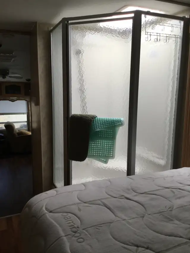 5th wheel trailer in Travel Trailers & Campers in Nelson - Image 7