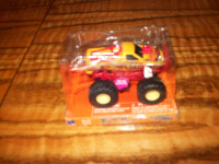 New Ray Monster Trucks 4x4 Camion Monster Battery Operated   New
