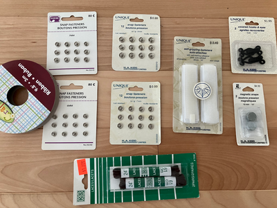 Articles de couture neufs (boutons-pressions, attaches, velcro,, View more