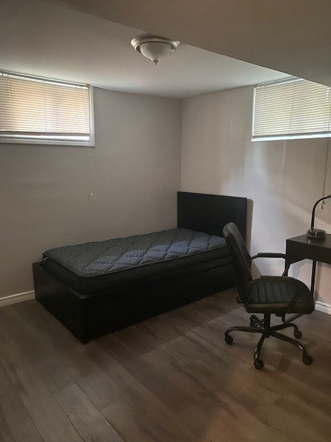 2 BEDROOM AVAILABLE FOR SUMMER SUBLET - 3 MIN WALK TO MCMASTER in Room Rentals & Roommates in Hamilton