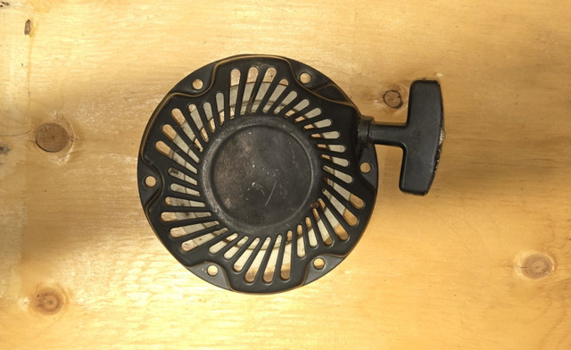 Power Products Recoil Starter, E.U.C. Fits Chinese gas engines. in Lawnmowers & Leaf Blowers in Kawartha Lakes