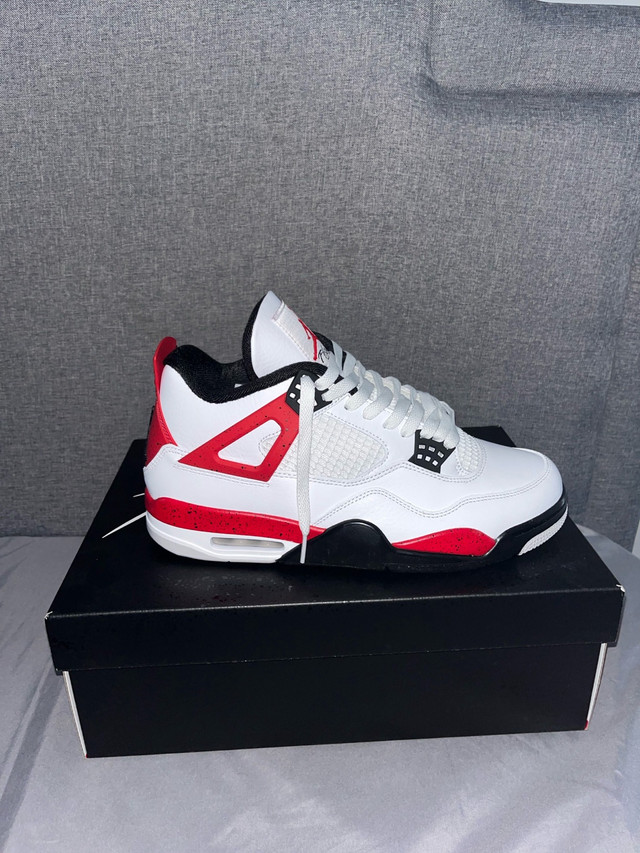 Jordan 4 Red Cement Size 10 dans Chaussures pour hommes  à Ville de Montréal