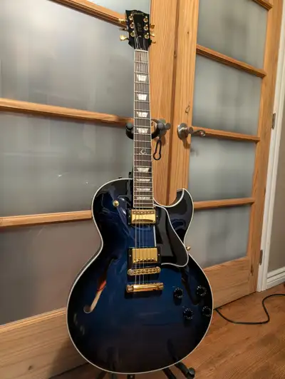 Gibson ES-137 Classic Blue Burst 2007 (Gold Hardware, Near Mint), View more