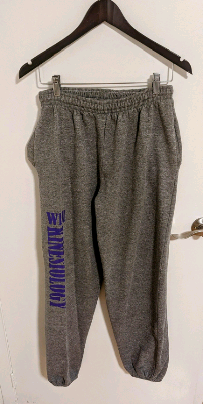 Men's Medium Sweatpants  in Other in City of Toronto - Image 2