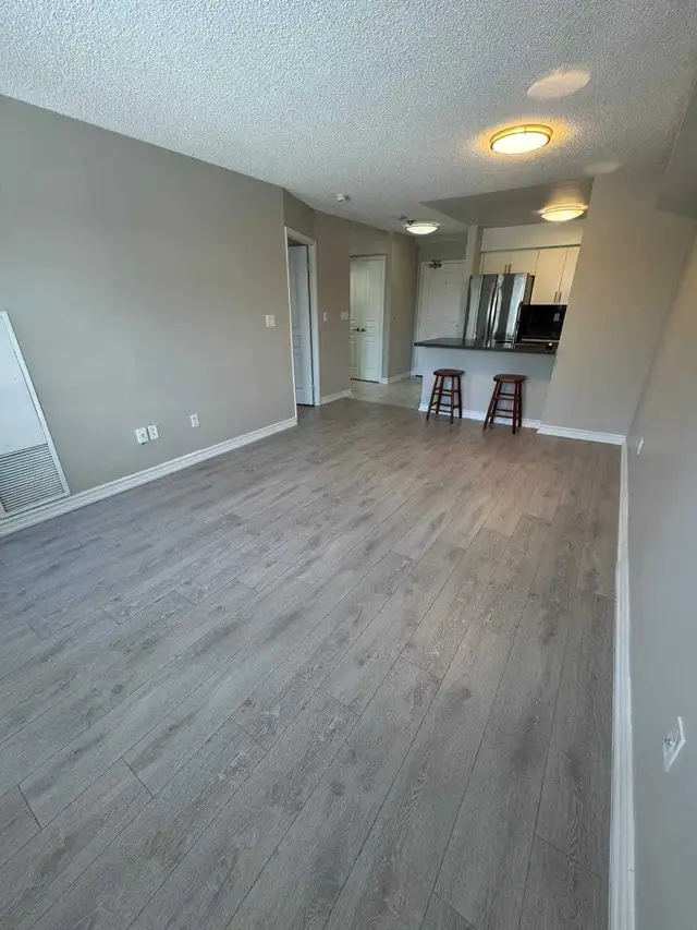 1 BED   1 BATH CONDO FOR RENT