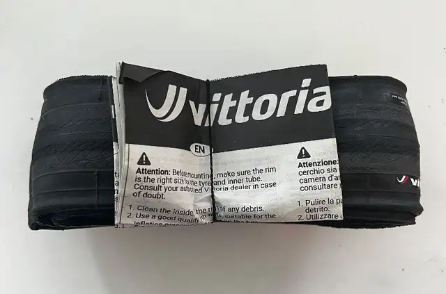 Rubino Pro Tube-Type Tire 700x25C (3 Available) in Other in Guelph - Image 4