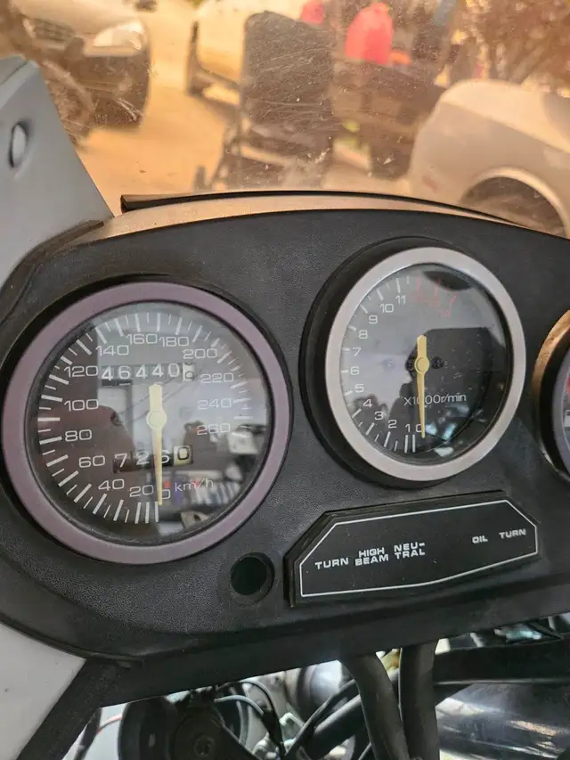 1992 Suzuki Katana 600 in Sport Bikes in Strathcona County - Image 6