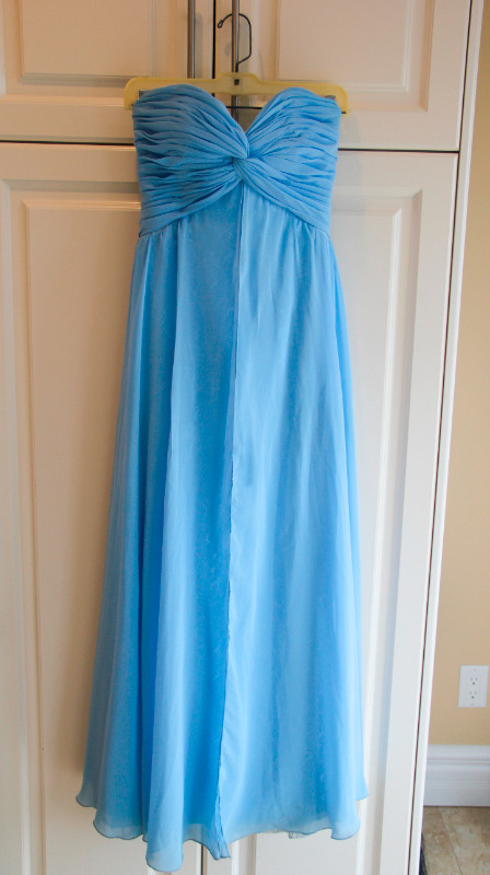 Pale Blue Grad Dress - Full-Length Size Small in Women's - Dresses & Skirts in Corner Brook - Image 2