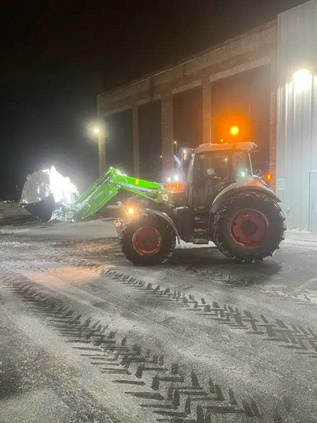 Snow Removal - Winter Maintenance 2026-2027 - Commercial in Snow Removal & Property Maintenance in Guelph - Image 6