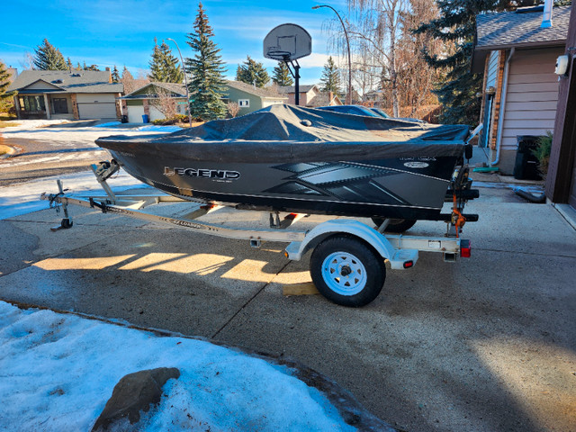 On the lake for Spring! 2014 Legend 16CX  Add motor & go! in Powerboats & Motorboats in Calgary