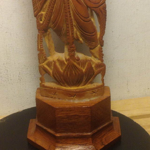 Vintage Sandle Wood Carving of a Dancing Shiva in Arts & Collectibles in Vancouver - Image 4