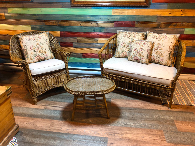 Vintage Ensemble en Rotin 3 Morceaux Causeuse, Fauteuil et Table