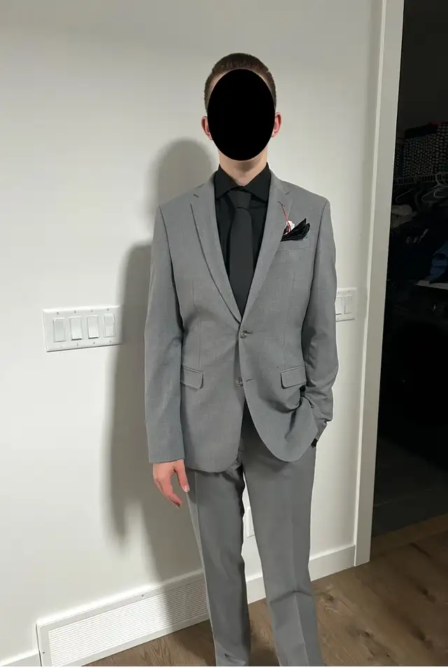 Two Kids’/Children’s/Youth Suit Jackets With Pants in Kids & Youth in Calgary - Image 9