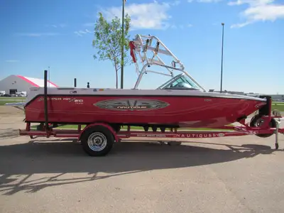 We are selling our 2005 Super Air Nautique as our kids are older and just dose not get used enough....