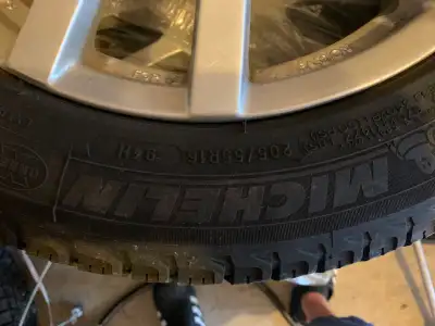 Car winter tires with alloy wheels. Like new. Micheline 205/55/R16.