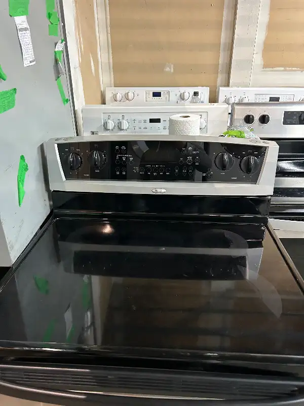 Livraison de laveuse-sécheuse Frigidaire et cuisinière aujourd'h in Washers & Dryers in City of Montréal - Image 13