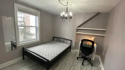 Furnished private room for rent Near Brampton downtown (For one person only, no sharing) Intersectio...