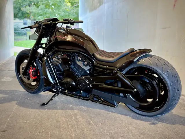 2008 VRod NightRod Special With Low Kms Brand New Build in Street, Cruisers & Choppers in Oakville / Halton Region - Image 9