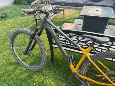 Selling my 2022 Rocky Mountain Growler. Bought it new and only used it 3-4 times per season. Well ta...