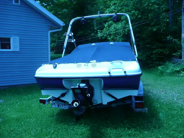 BATEAU BAYLINER 175XT 2006 in Powerboats & Motorboats in Shawinigan - Image 3