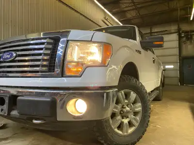 F150 2010, 5.4l. The car is in perfect condition, the engine has been overhauled. Excellent exterior...