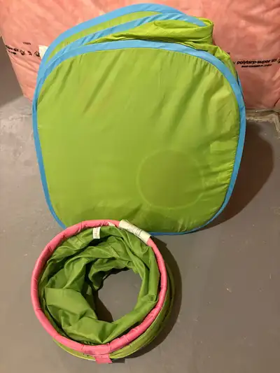 This used Ikea tent and tunnel combo is perfect for kids! It's been gently used, and is in good cond...