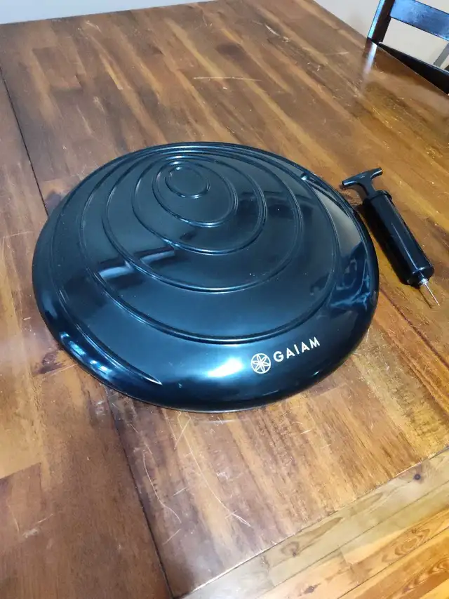 Gaiam Balance Disc in Exercise Equipment in Winnipeg - Image 2