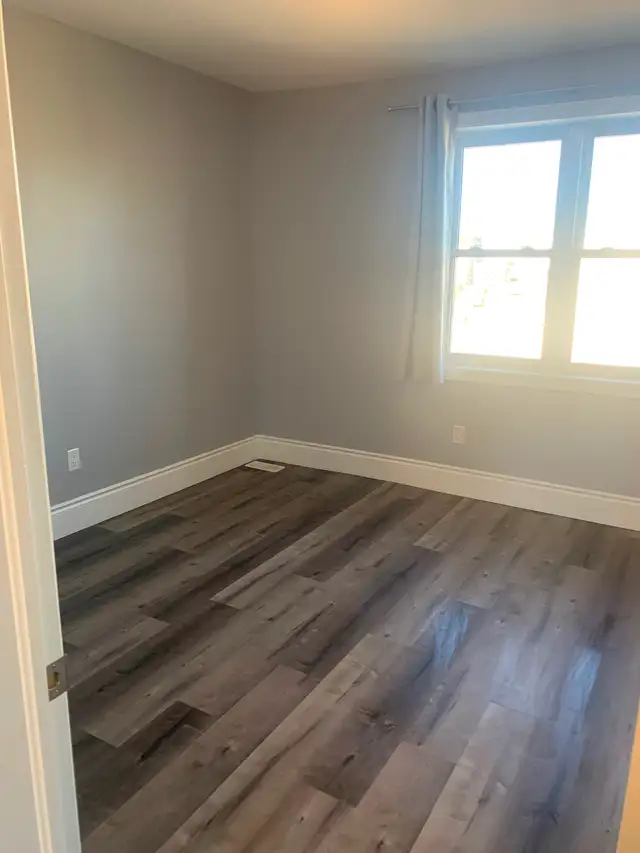 GORGEOUS 2 BEDROOM- ALL INCLUSIVE in Long Term Rentals in Kitchener / Waterloo - Image 7