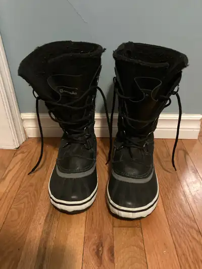 Women's Sz 8  Insulated  Winter Snow Boots, View more
