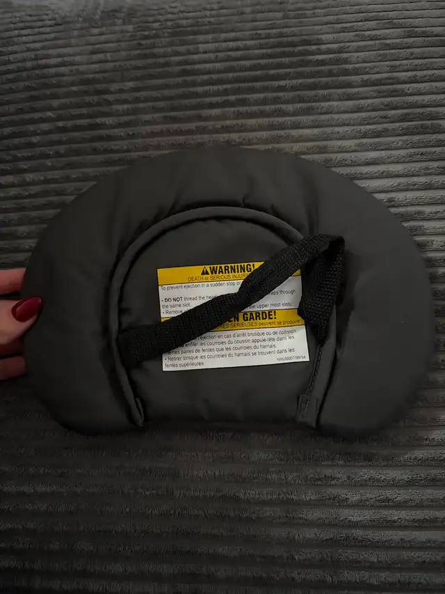 PILLOW FOR BABY CAR SEAT MAXI COSI GRACO COUSSIN SIÈGE D’AUTO in Strollers, Carriers & Car Seats in Longueuil / South Shore - Image 3