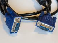 VGA (M) to VGA (M) monitor cable