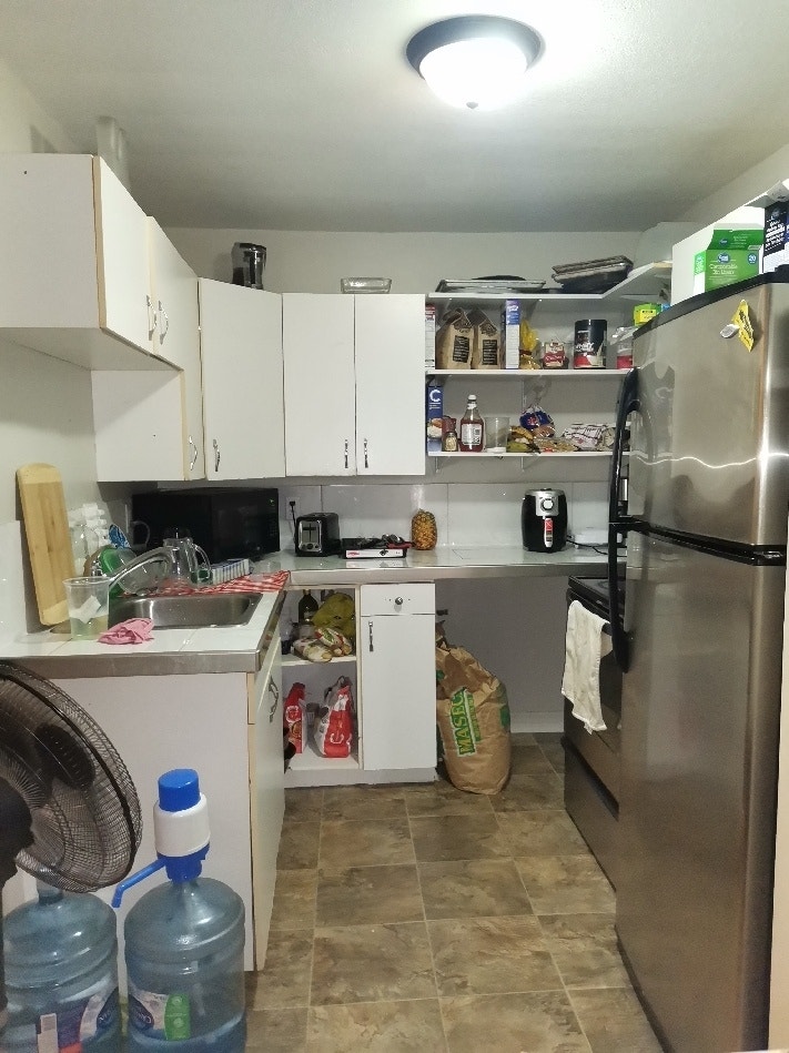 Belleville Room For Rent Room Rentals & Roommates Belleville Kijiji