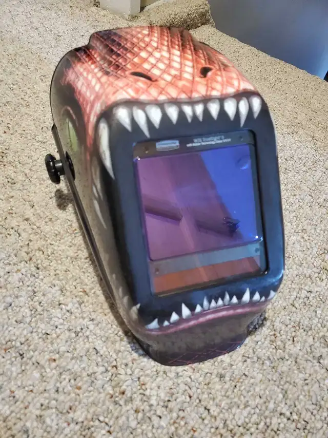 Welding Helmet in Hand Tools in Edmonton - Image 5