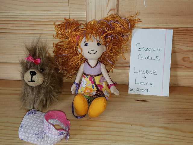 Groovy Girls Libbi and Louie Doll with Dog 2007 $8 (Lot 227) dans Jouets et jeux  à Trenton - Image 2