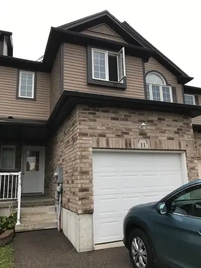 For rent a beautiful town house in a family oriented Nestled in the quiet, quaint, and popular Huron...