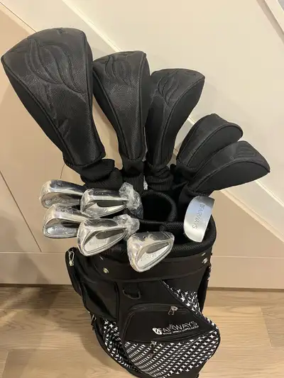BRAND NEW - Women’s Golf Club Set - RH - 11pc, View more