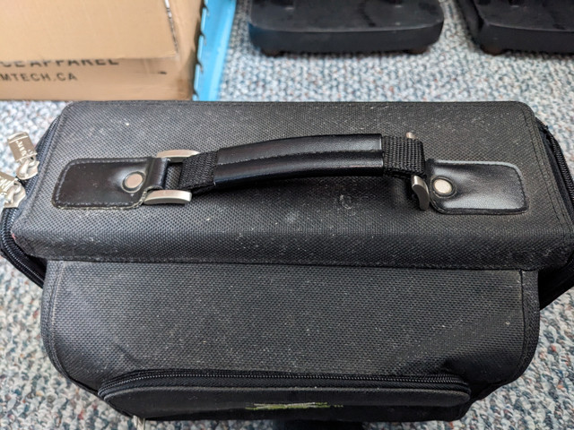 Xbox Original Carrying Case  in Older Generation in Calgary - Image 2