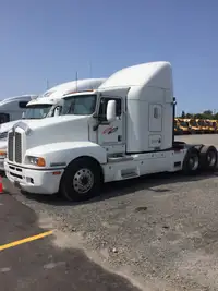 2007 Kenworth T600 One Owner 