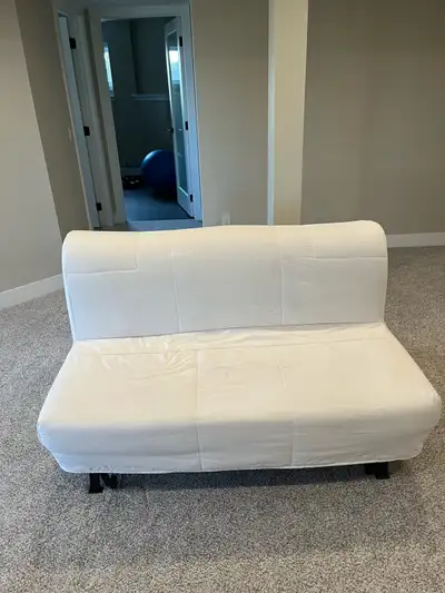 This IKEA Lycksele Lovas sofa bed is in excellent condition. It’s a love seat that easily coverts to...