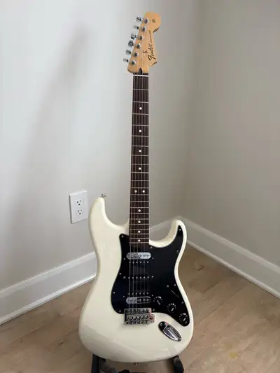 2016 Fender Stratocaster HSH (Blacktop Pickups) – Like New + Ext, View more